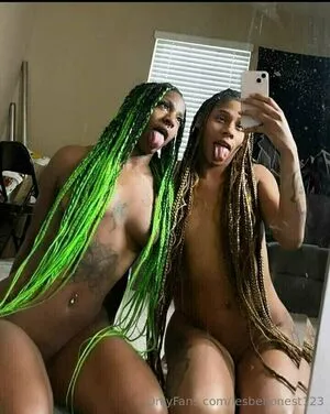 Lesbehonest123 OnlyFans Leaked Free Thumbnail Picture - #9tHSGddWHK