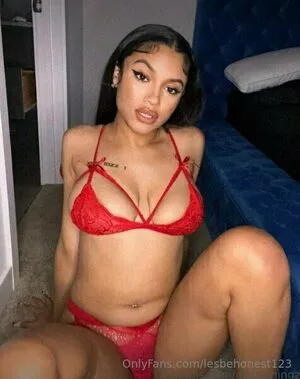 Lesbehonest123 OnlyFans Leaked Free Thumbnail Picture - #DKpDwSCE3X