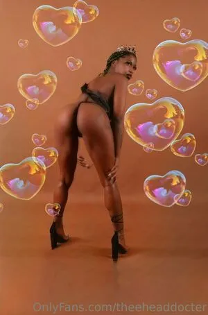 Lesbehonest123 OnlyFans Leaked Free Thumbnail Picture - #LNMAdzKnaE