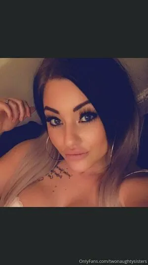 Lesbianlovex OnlyFans Leaked Free Thumbnail Picture - #MtPsk4iqia