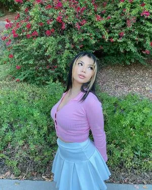 Leshlieguerrero OnlyFans Leaked Free Thumbnail Picture - #CjumpJDk0g