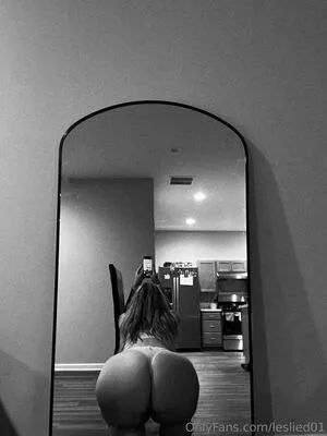 Leslied01 OnlyFans Leaked Free Thumbnail Picture - #mdSsvcesd4