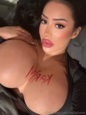 Leslieluxxx OnlyFans Leaked Free Thumbnail Picture - #P7SLN2BFDn