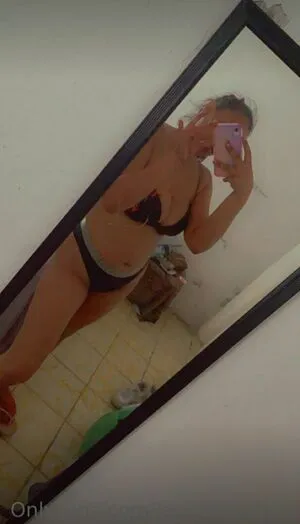 Leslierangel95 OnlyFans Leaked Free Thumbnail Picture - #CbWPT7w6Gt