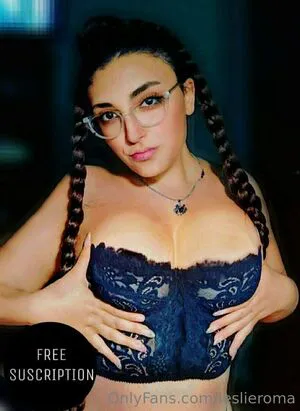 Leslieroma OnlyFans Leaked Free Thumbnail Picture - #8OF3vWL2zE