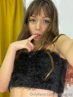 Leslieshay OnlyFans Leaked Free Thumbnail Picture - #nSS0Gc8Plv