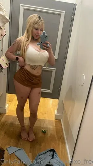 Lesliicloudxo Free OnlyFans Leaked Free Thumbnail Picture - #iYKVburTUY