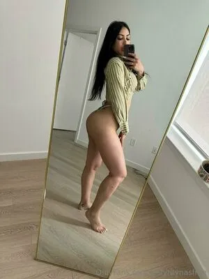 Leslyreynasfree OnlyFans Leaked Free Thumbnail Picture - #8UzhmpYCVR