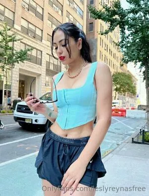Leslyreynasfree OnlyFans Leaked Free Thumbnail Picture - #leMDGFFshH