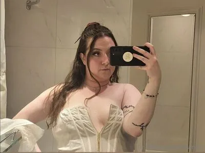 Lestaraof OnlyFans Leaked Free Thumbnail Picture - #PJxHca9vrk