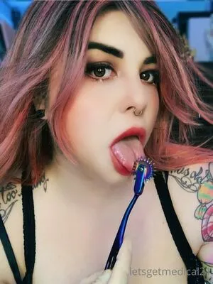 Letsgetmedical21 OnlyFans Leaked Free Thumbnail Picture - #3b1RYNRvru