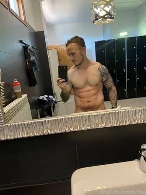 Levifree OnlyFans Leaked Free Thumbnail Picture - #CeTIpOgz9i