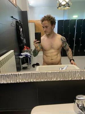 Levifree OnlyFans Leaked Free Thumbnail Picture - #eveFEy7Xco