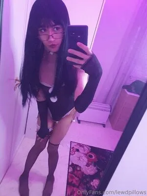 Lewdpillows OnlyFans Leaked Free Thumbnail Picture - #W0zEJvhjZx