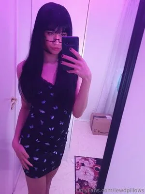 Lewdpillows OnlyFans Leaked Free Thumbnail Picture - #gf7n4UNKGX