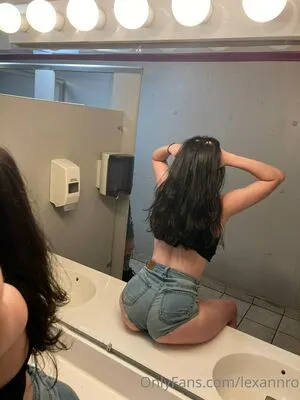 Lexannro OnlyFans Leaked Free Thumbnail Picture - #2tsFdzdS5o