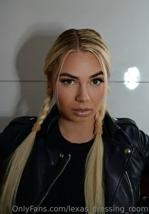 Lexas Dressing Room OnlyFans Leaked Free Thumbnail Picture - #2CHAGxtlMH