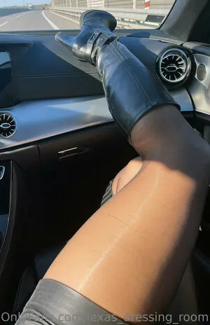 Lexas Dressing Room OnlyFans Leaked Free Thumbnail Picture - #Yij031ndF8
