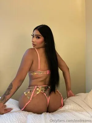 Lexdreams OnlyFans Leaked Free Thumbnail Picture - #xZMLInifUJ
