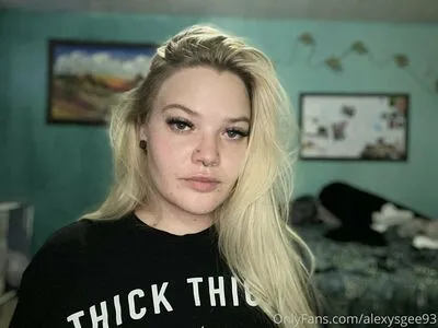 Lexg93 OnlyFans Leaked Free Thumbnail Picture - #6lFeVbKLSI