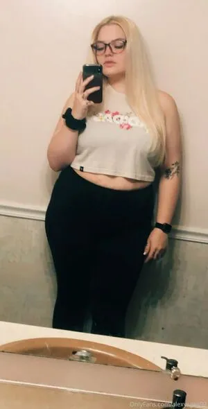 Lexg93 OnlyFans Leaked Free Thumbnail Picture - #HsIYB0TGfJ