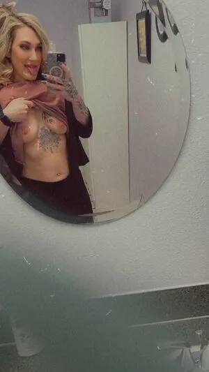 Lexi A OnlyFans Leaked Free Thumbnail Picture - #4HCozvb1f1