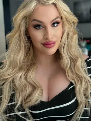 Lexibunni OnlyFans Leaked Free Thumbnail Picture - #88c3QUMozN