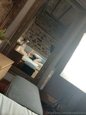 Lexiebloom OnlyFans Leaked Free Thumbnail Picture - #F1Br4oRFKF