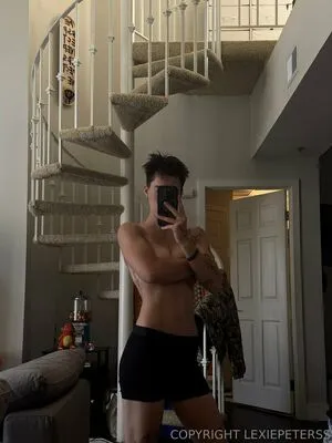 Lexiepeterss OnlyFans Leaked Free Thumbnail Picture - #5YxKpZK7qa