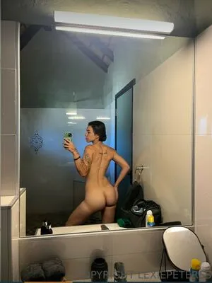 Lexiepeterss OnlyFans Leaked Free Thumbnail Picture - #NeQJV9gwYj