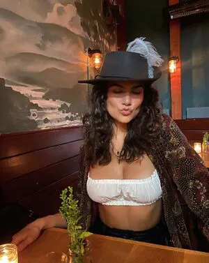 Lexieshoaibi OnlyFans Leaked Free Thumbnail Picture - #C4YCvwRkVX