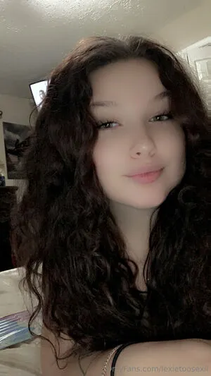 Lexietoosexii OnlyFans Leaked Free Thumbnail Picture - #2tHKaso342
