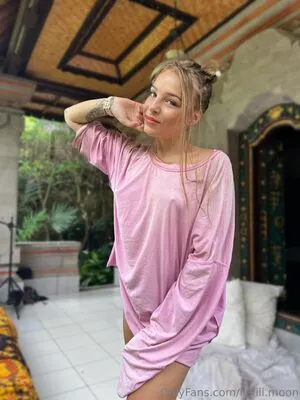 Lexiii Moon OnlyFans Leaked Free Thumbnail Picture - #E8h94e37s0