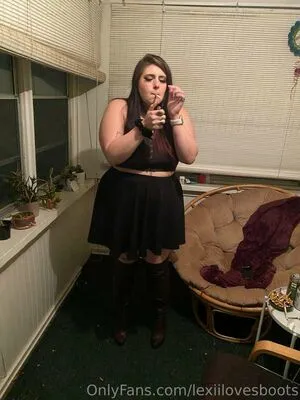 Lexiilovesboots OnlyFans Leaked Free Thumbnail Picture - #bvJ0Re6JmE