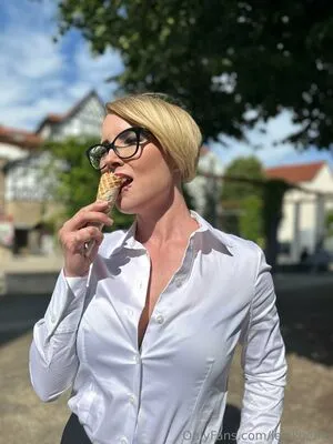 Lexikoenig OnlyFans Leaked Free Thumbnail Picture - #GAeJNJBPwI