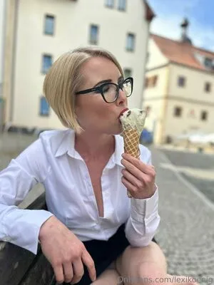 Lexikoenig OnlyFans Leaked Free Thumbnail Picture - #eCicV93IRa
