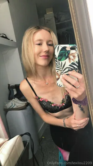 Lexilou2209 OnlyFans Leaked Free Thumbnail Picture - #I9y72jX8ar
