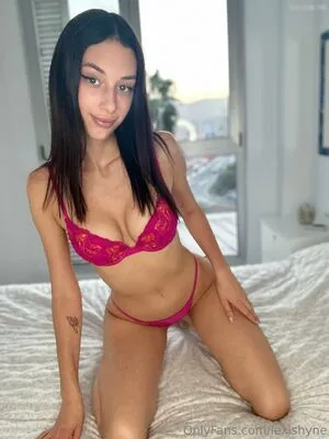 Lexishyne OnlyFans Leaked Free Thumbnail Picture - #wtF4UJnVmm