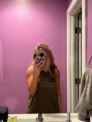Lexixnicole OnlyFans Leaked Free Thumbnail Picture - #vWZE7k5C1N