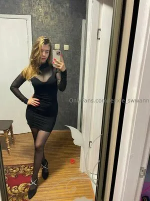 Lexxie Swwann OnlyFans Leaked Free Thumbnail Picture - #MXghlpjx0p