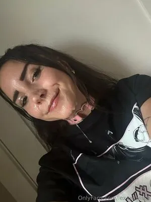 Lexxxswitch OnlyFans Leaked Free Thumbnail Picture - #APfae96sT3
