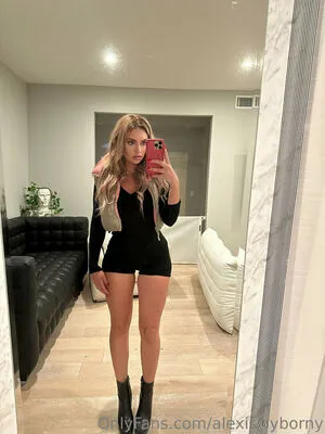 Lexxyjordan OnlyFans Leaked Free Thumbnail Picture - #2KBczHoUso
