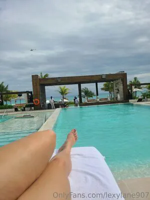 Lexylane907 OnlyFans Leaked Free Thumbnail Picture - #0LdtfBseWw