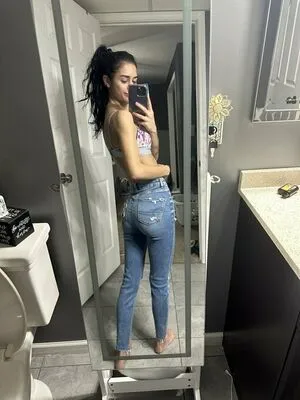 Lexylovesyou33 OnlyFans Leaked Free Thumbnail Picture - #u8GjvBtisG