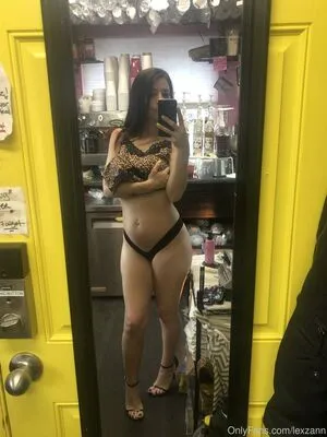 Lexze OnlyFans Leaked Free Thumbnail Picture - #hbIeyhy25t