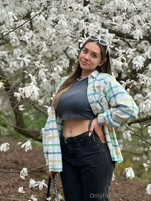 Leya Le OnlyFans Leaked Free Thumbnail Picture - #ZAgcrrwLRS