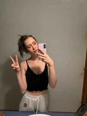 Leyaroundwithme OnlyFans Leaked Free Thumbnail Picture - #lkzFPuUnFs