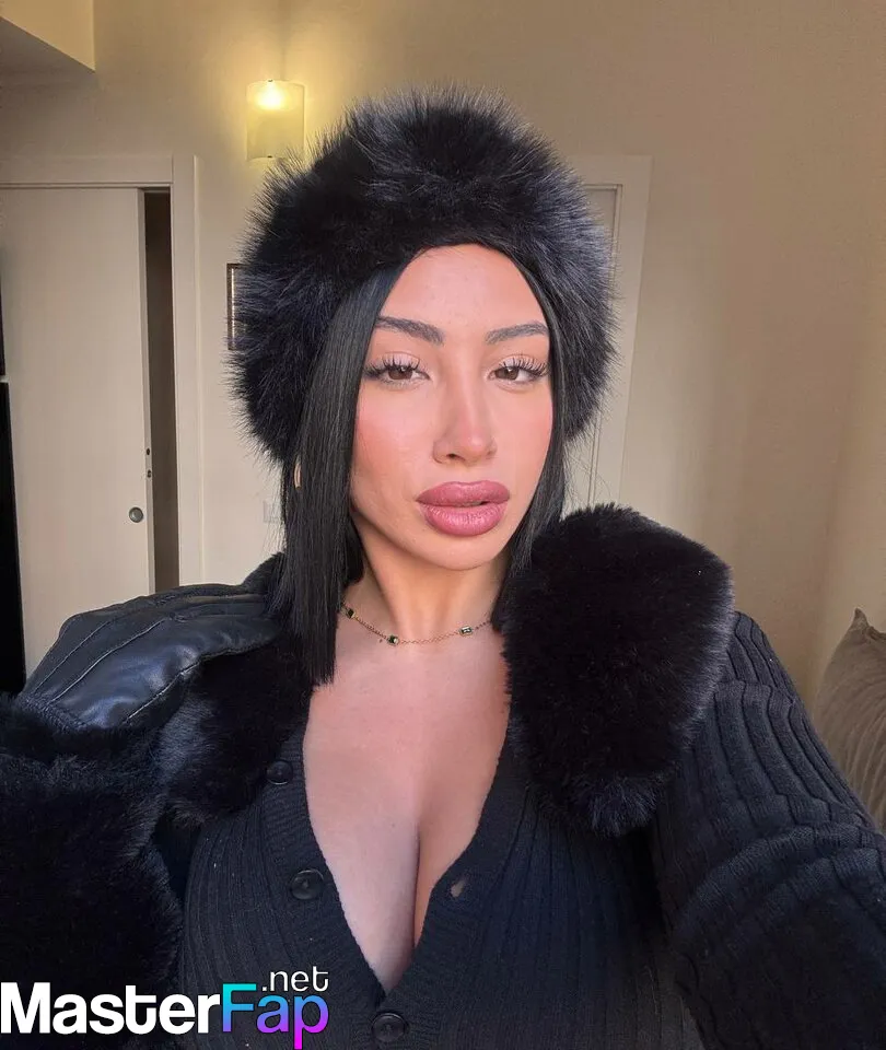 leyla-amari