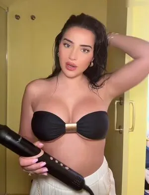 Leyla Lahouar OnlyFans Leaked Free Thumbnail Picture - #7PHvQz59zQ