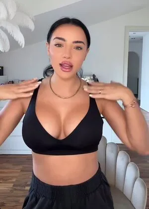 Leyla Lahouar OnlyFans Leaked Free Thumbnail Picture - #zRiryV6qMe